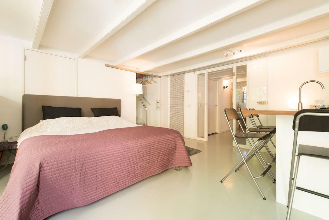 Quiet Apartment For 4 At Park In Center Amsterdam Exterior foto